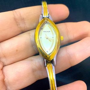 Anchor watch,sleek one